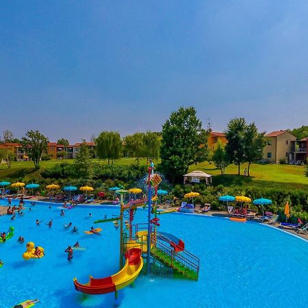 Belvedere Village Castelnuovo del Garda Esterno foto