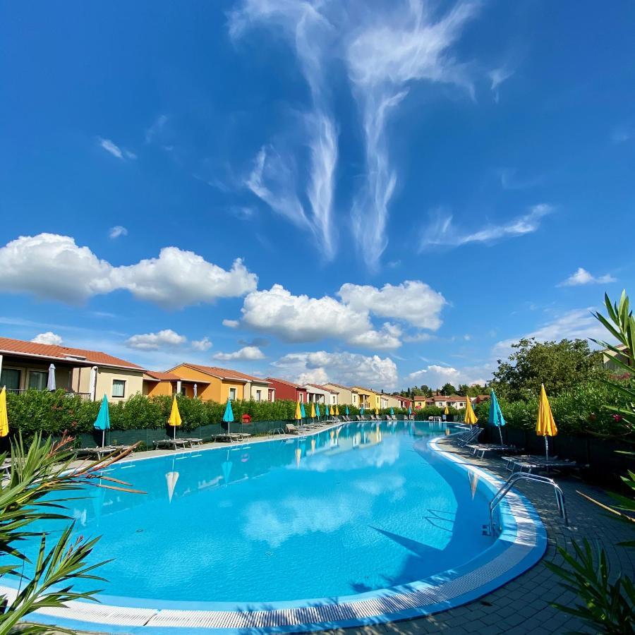 Belvedere Village Castelnuovo del Garda Esterno foto