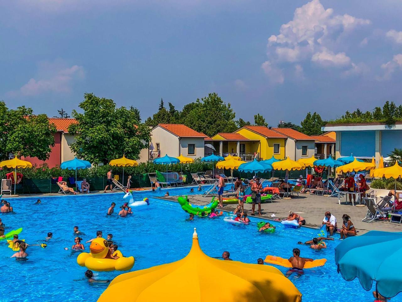 Belvedere Village Castelnuovo del Garda Esterno foto